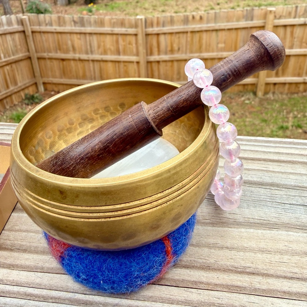 Angel Aura Iridescent Pink Rose Quartz Gemstone Crystal Bracelet - Picture 9 of 10